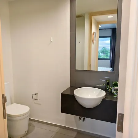 1br 23 High Floor Pool View Close To Walking Street