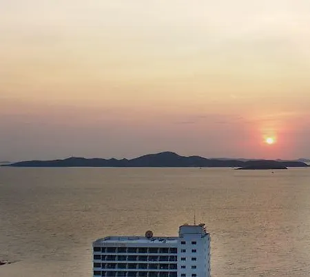 The Cliff Pattaya