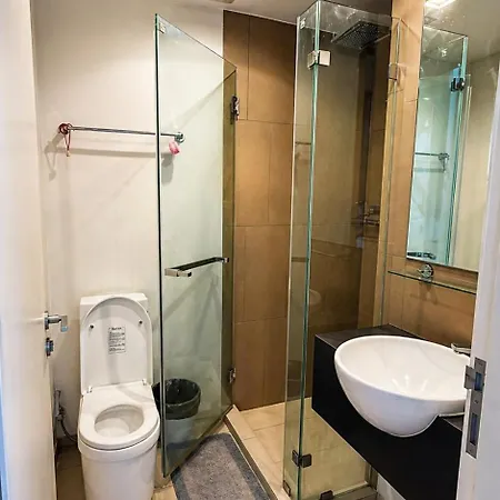 High Rise Luxury Near & Walking Street