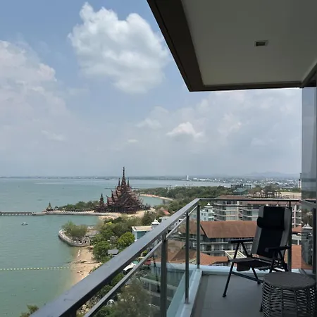 Cozy 2br L Sea View L Pool And Gym Apartment *
