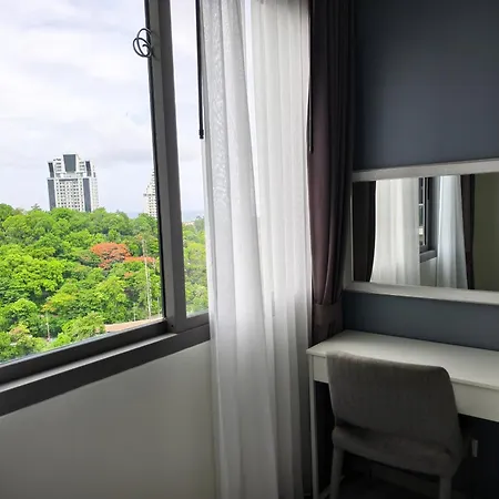 1br 23 High Floor Pool View Close To Walking Street