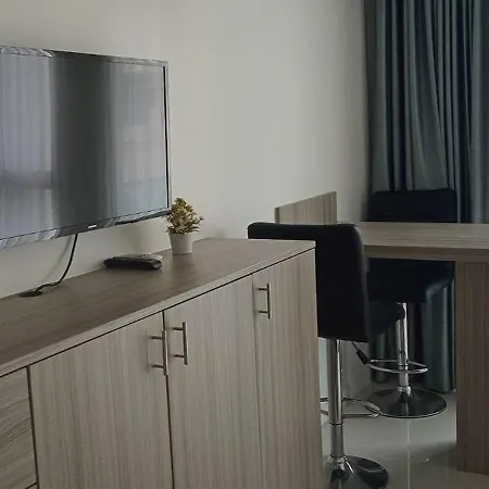 At Center Apartment