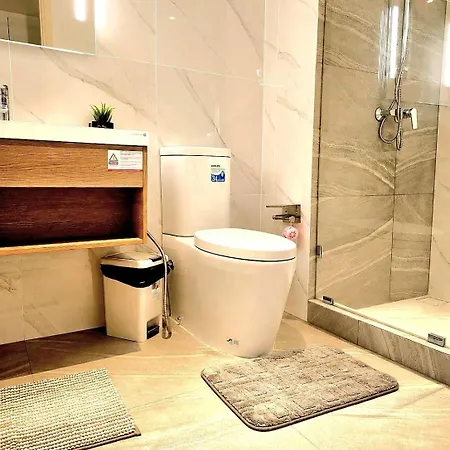 Modern Quiet Once With Pool & Walk To T21&gym&wifi Apartment *