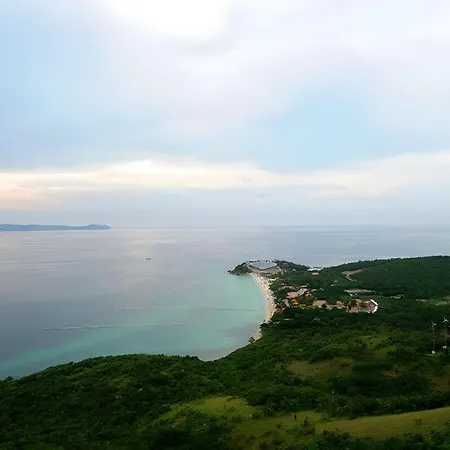 Sea View 2 Bedroom Next To Pier & Walking Street Apartment Pattaya