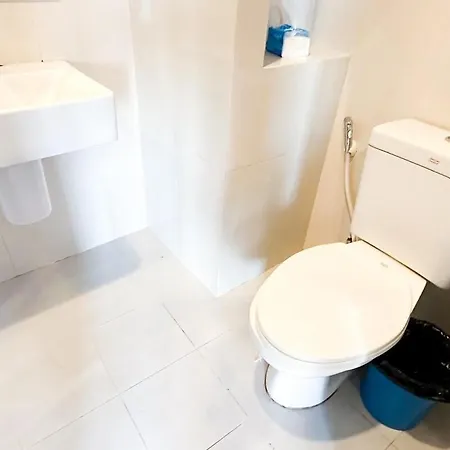 Apartment 2 Bed Sea View Luxury - Location *