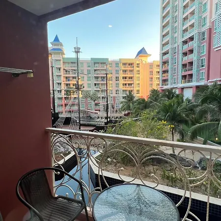 Grand Caribbean Pool View By 888 Pattaya