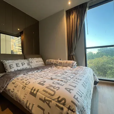 2 Bed Rare Unit With Bath Tub - Sea View Pattaya