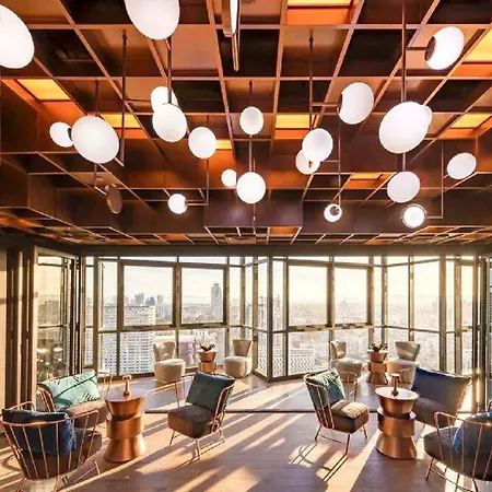 Apartment Edge Near & Walking Street