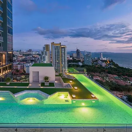 2 Bed Rare Unit With Bath Tub - Sea View Apartment Pattaya