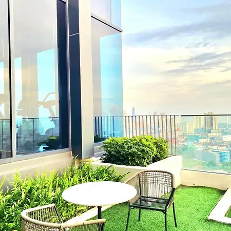 Modern Quiet Once With Pool & Walk To T21&gym&wifi *