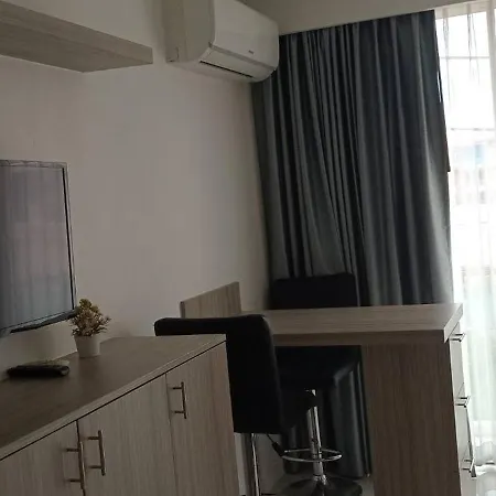 At Center Apartment