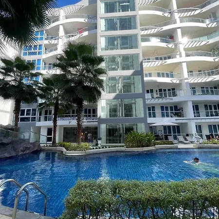 Apartment Vacation & & Grand Avenue