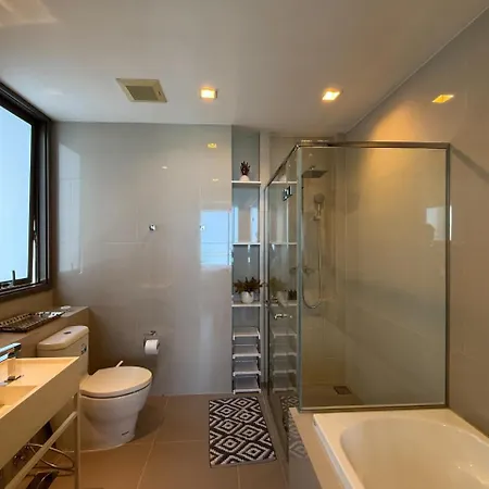Cozy 2br L Sea View L Pool And Gym