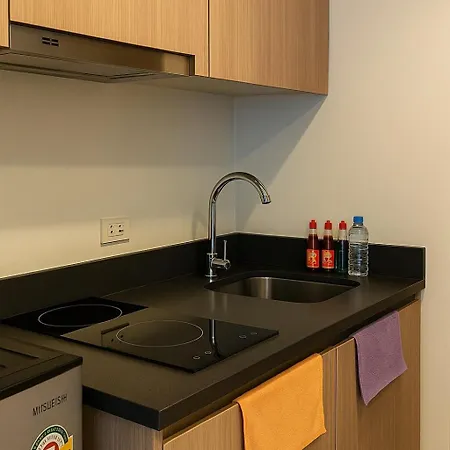 High Rise Luxury Near & Walking Street Apartment Pattaya