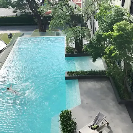 High Floor With Rooftop Pool In Pattaya