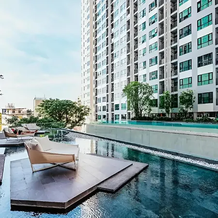 In With Rooftop Pool