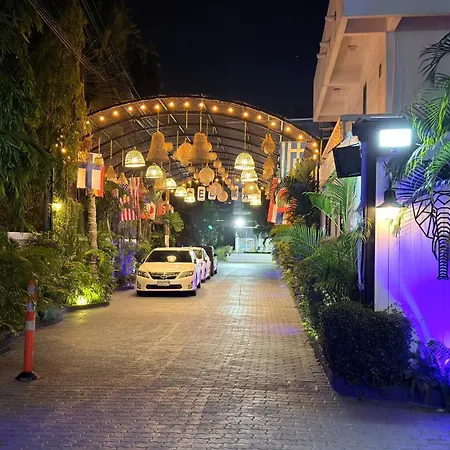 Del Max เดล แม็กซ์ พัทยา * Pattaya