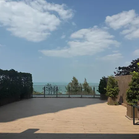Cozy 2br L Sea View L Pool And Gym Apartment Pattaya