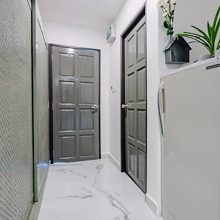 Del Max เดล แม็กซ์ พัทยา Apartment