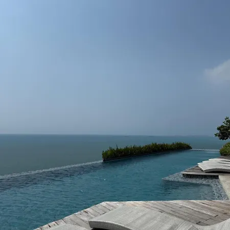 Cozy 2br L Sea View L Pool And Gym Apartment Pattaya