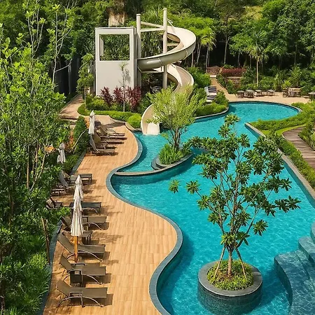 Apartment Luxury Balcony View With Open Sky And Greenery Pattaya