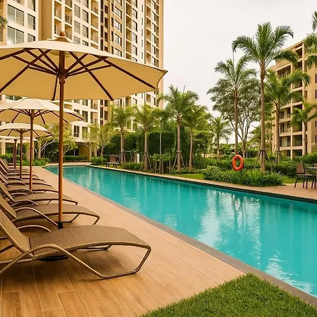 High Rise Luxury Near & Walking Street *