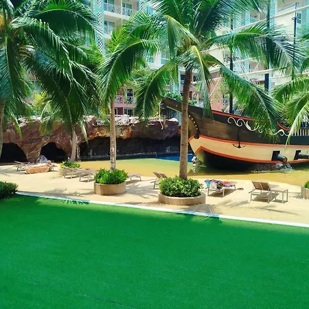Sea Breezes - Sea View With Swimming Pool Apartment *
