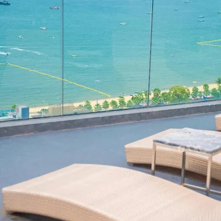 Center Apartment Pattaya