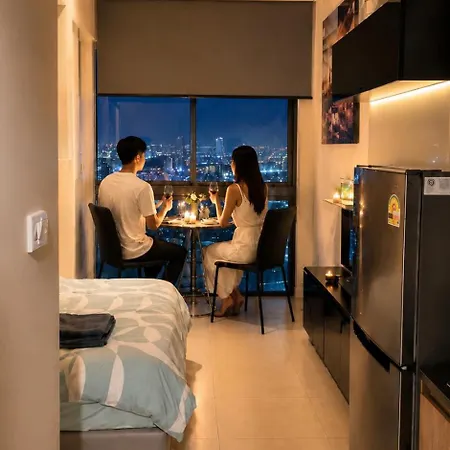 Apartment High Rise Luxury Near & Walking Street Pattaya