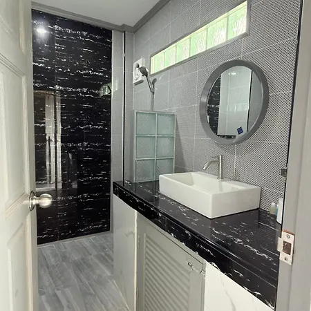 Apartment Del Max เดล แม็กซ์ พัทยา Pattaya