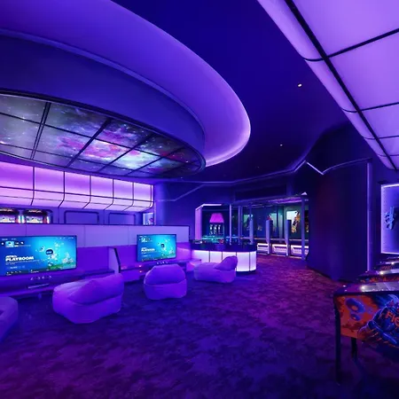 Grande Centre Point Voyage Hotel