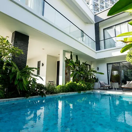 Lv Luxury Pool Pattaya
