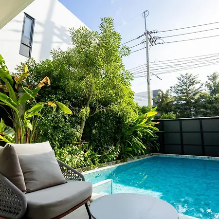 Lv Luxury Pool Villa Pattaya