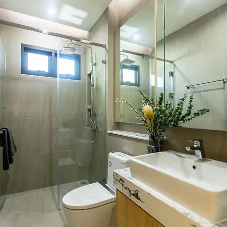 Lv Luxury Pool Villa Pattaya