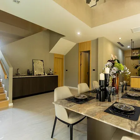 Lv Luxury Pool Villa Pattaya
