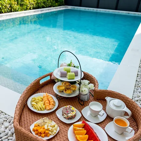 Lv Luxury Pool * Pattaya
