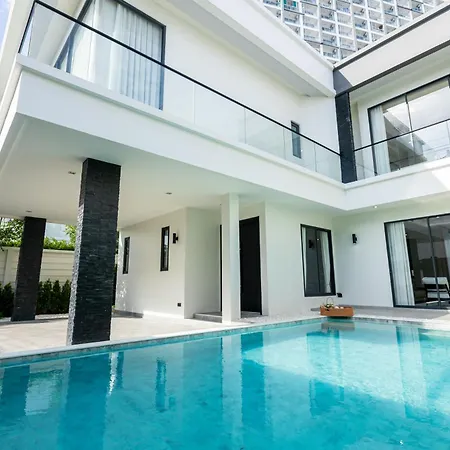 Lv Luxury Pool * Pattaya