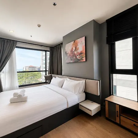 Apartment Luxury 70sqm 2br Next To And Mall Pattaya
