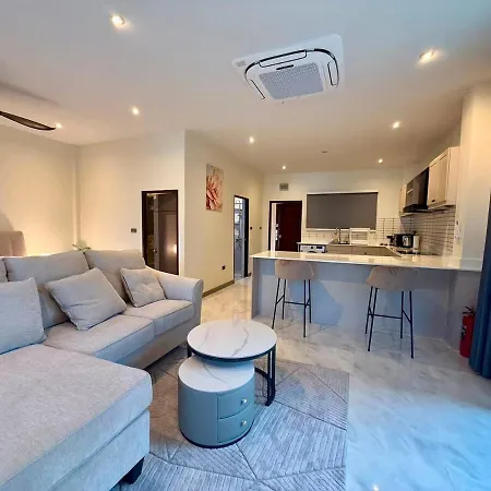 Moonlight Pratumnak Soi 6 Apartment Pattaya