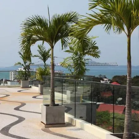 Apartment Park Royal-3 By Capital