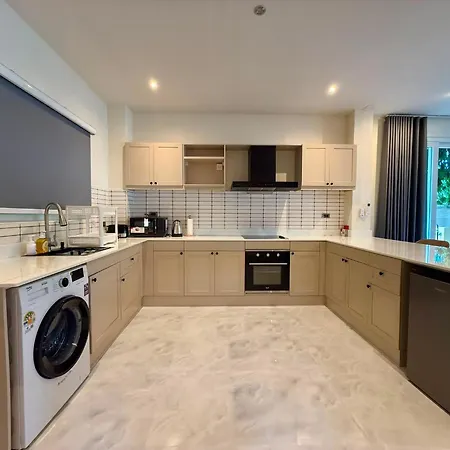 Apartment Moonlight Pratumnak Soi 6 *