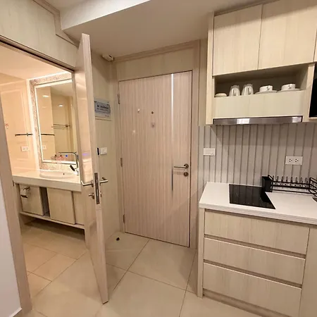 โอลิมปัส ซิตี้ การ์เด้น พัทยา 4f Apartment Pattaya