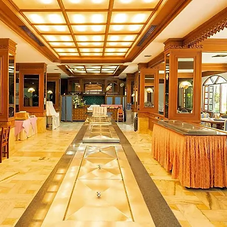 โรงแรม รายัล ทวินส์ พาเลซ