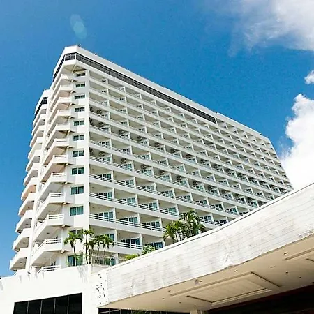 รายัล ทวินส์ พาเลซ โรงแรม 4*