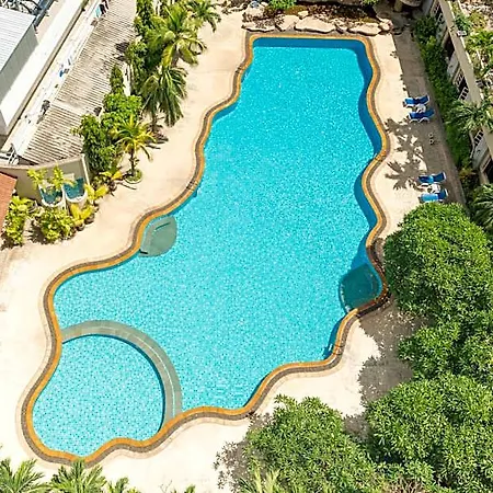 โรงแรม รายัล ทวินส์ พาเลซ 4*