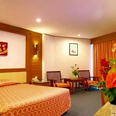 โรงแรม รายัล ทวินส์ พาเลซ Pattaya