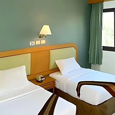 The Park Hotel 3*