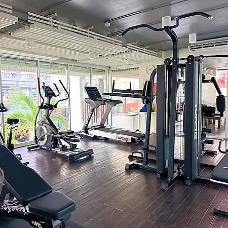 Sunshine & Residences โรงแรม
