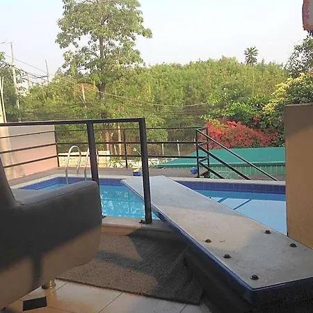 Ben & Lek บ้านพัก Pattaya