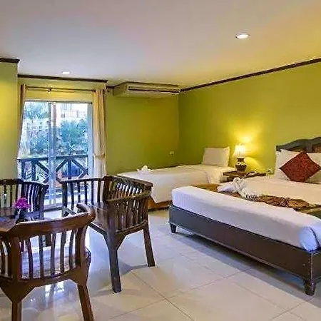 Phuphaya Resort Pattaya